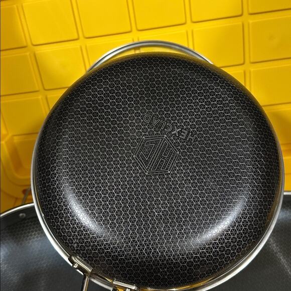HEXCLAD 4 Piece Nonstick Stainless Steel Frying Pan Set 10 12 and Wok $600 - Picture 7 of 7